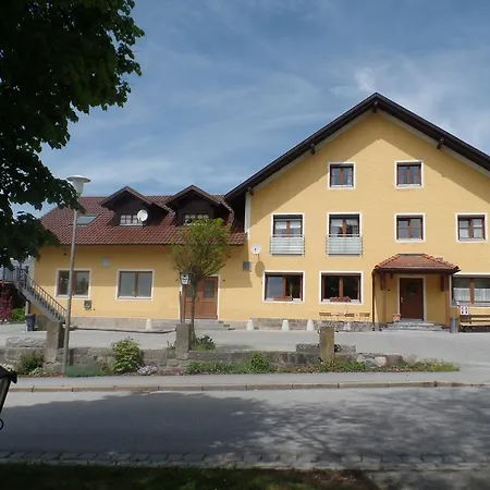 Fruhstuckspension Hochleitner Aicha vorm Wald