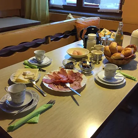 Bed & Breakfast Fruhstuckspension Hochleitner